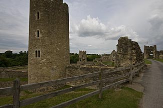 Farleigh Hungerford Castle